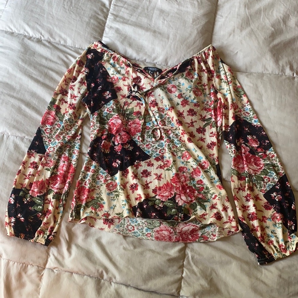 Karen Kane polyester stretch blouse
